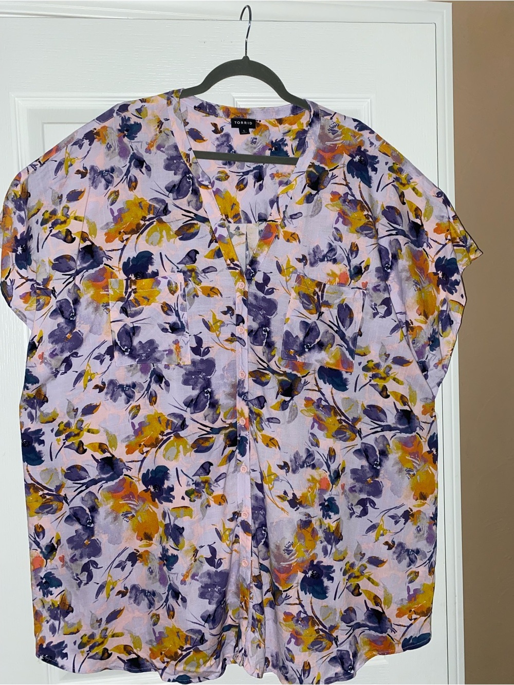 Torrid Light Purple Floral Short-Sleeve blouse